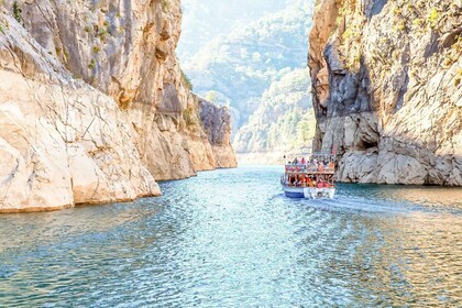 Dari Antalya: Perjalanan Perahu Green Canyon dengan Makan Siang dan Minuman