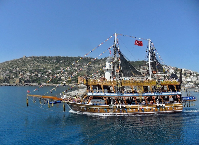 Picture 8 for Activity Alanya: Pirate Boat Tour with Unlimited Soft Drinks & Lunch