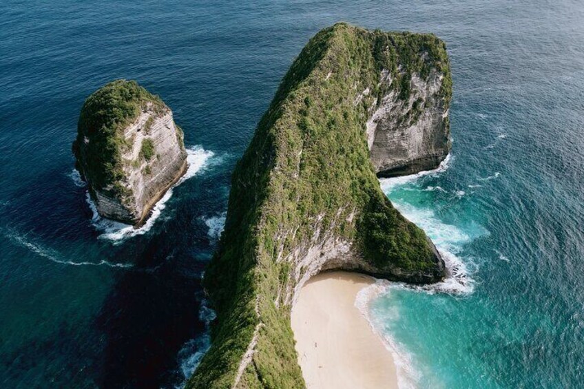 Full Day Land and Sea Tour to Nusa Penida with 4 Snorkeling Spots