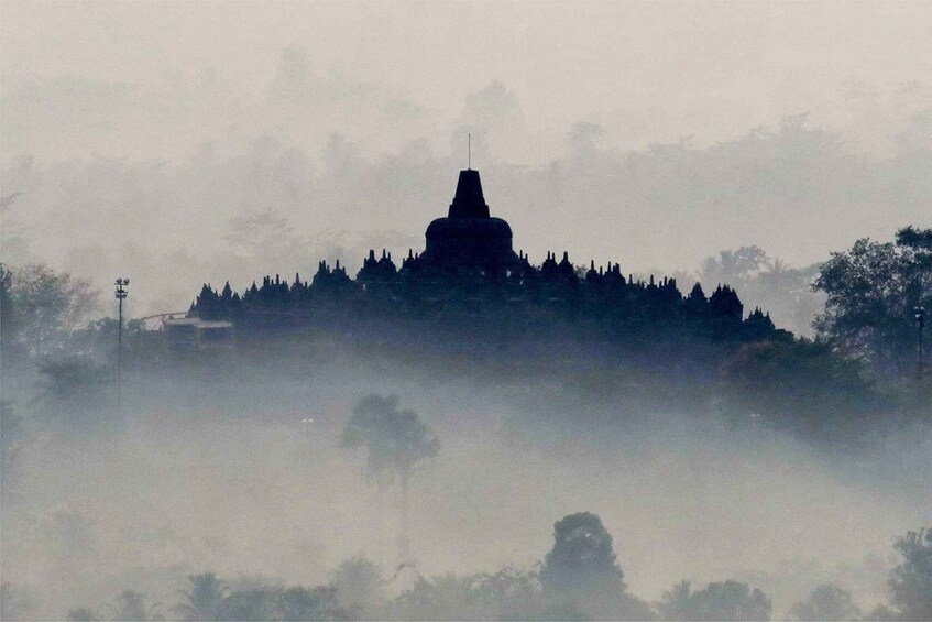 Picture 1 for Activity From Yogyakarta: Borobudur Sunrise Half Day Tour with Pickup