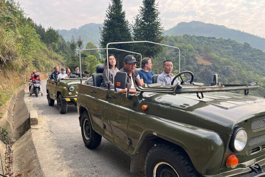 A Glimpse Of Sapa Jeep Tour Off the Beaten Path 4,5 Hours