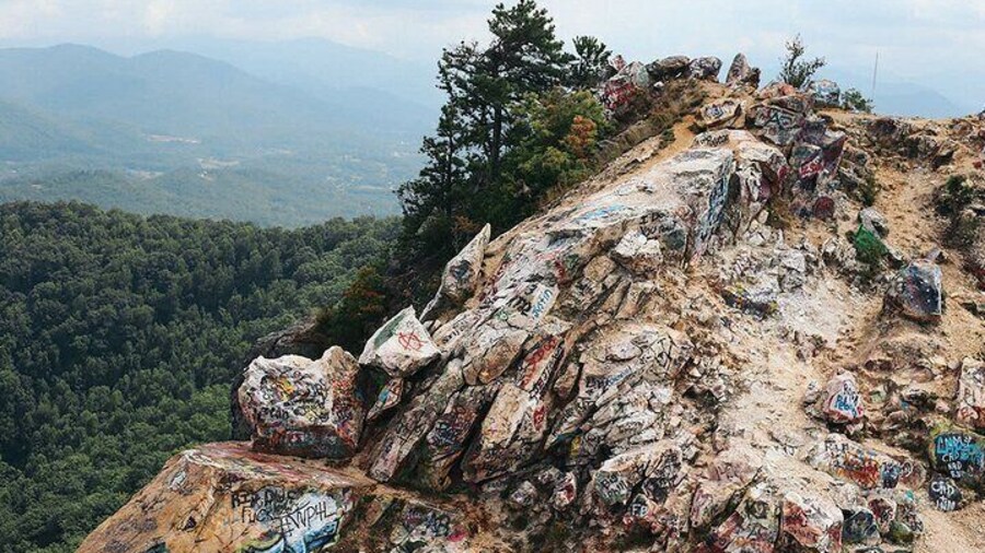 Full Day Self Guided Tour in Bell Mountain via Slingshot