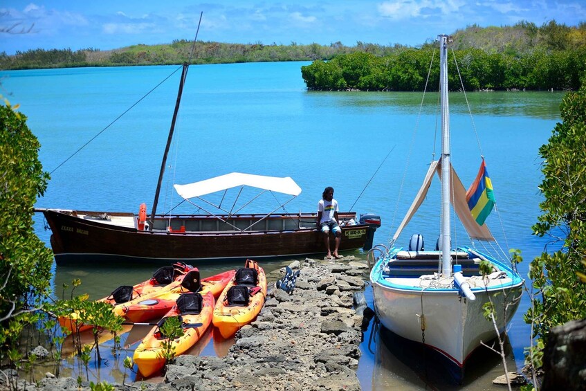 Picture 2 for Activity Mauritius: Amber Island Kayak Expedition