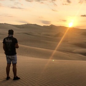 Vanuit Ica of Huacachina: Pisco- en wijntour met woestijntocht