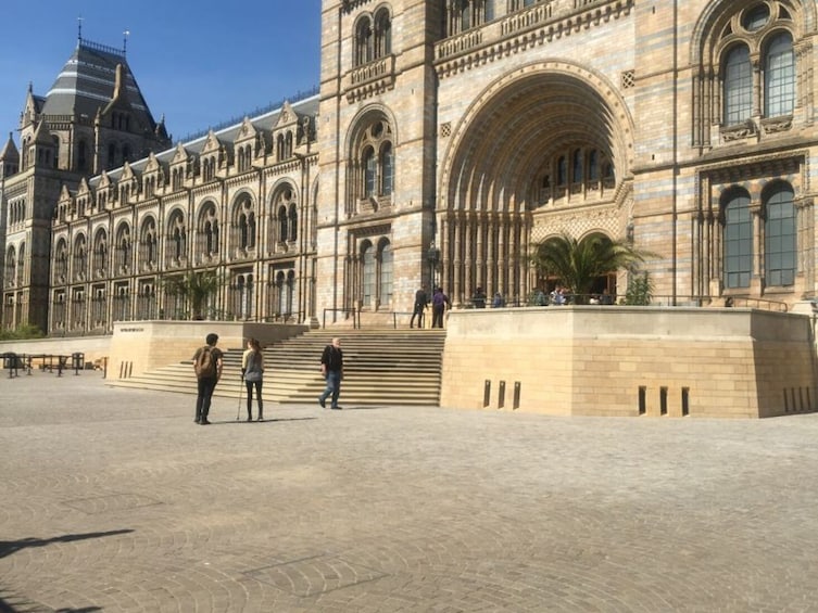 London: Natural History Museum Entry Ticket and Guided Tour