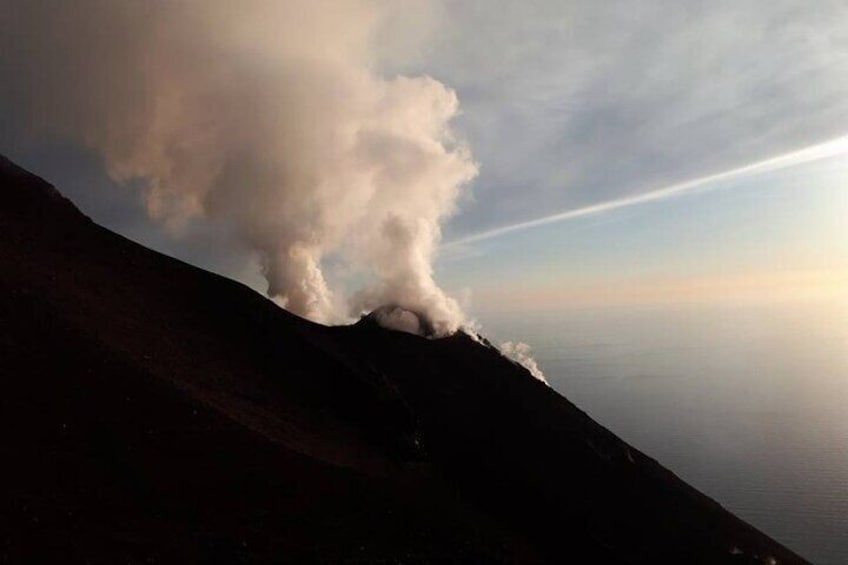 Sunset excursion on the Stromboli volcano