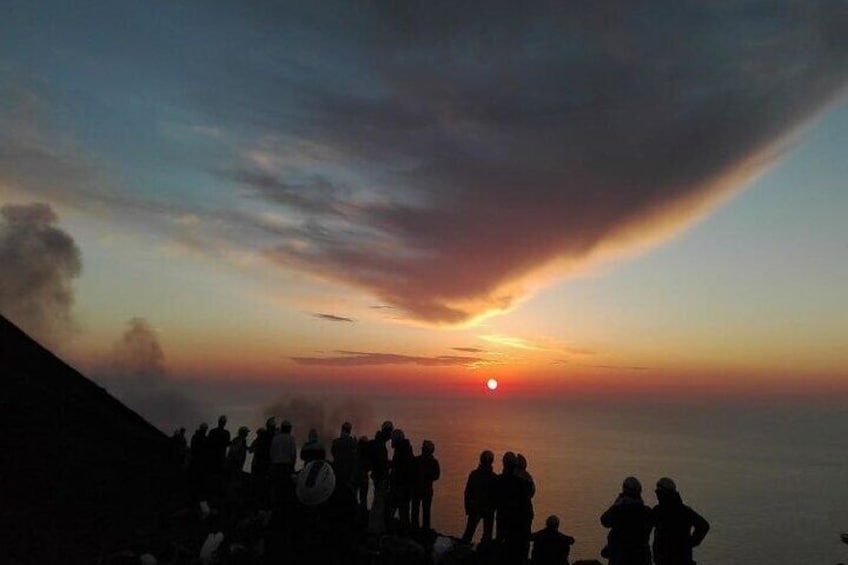 Sunset excursion on the Stromboli volcano