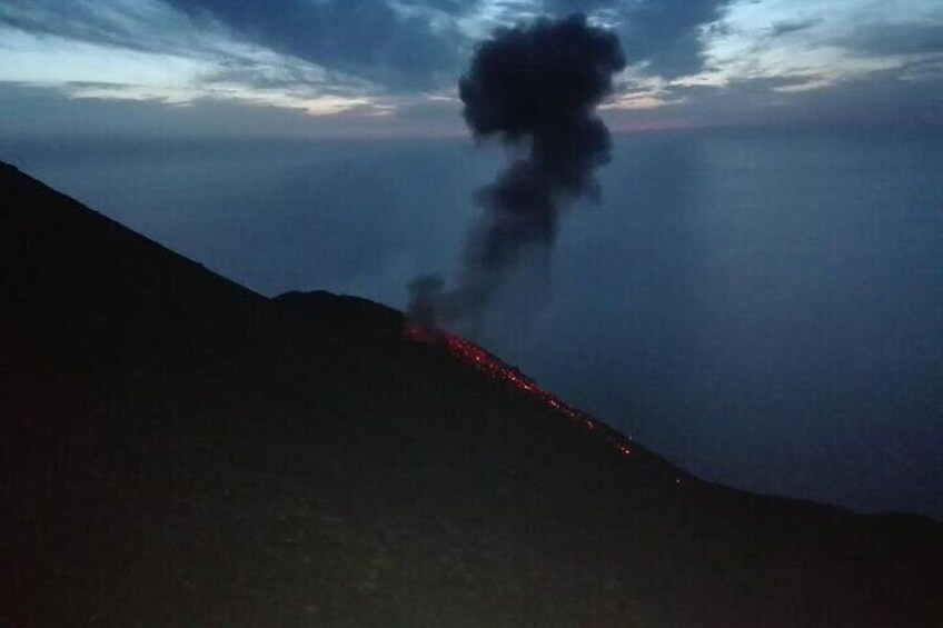 Sunset excursion on the Stromboli volcano