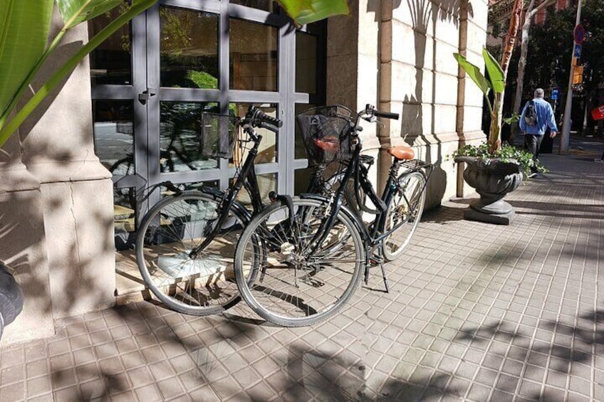 Bicycle Rental and Home Delivery in Barcelona