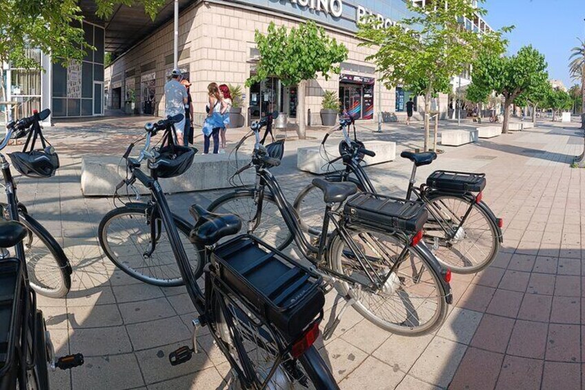 Bicycle Rental and Home Delivery in Barcelona