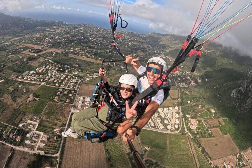 Two-seater paragliding flight in Castellammare del Golfo