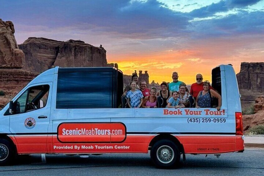 Arches National Park Scenic Tours From Moab