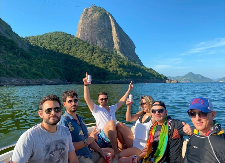 Rio de Janeiro: SpeedBoat Tour - Beach Tour with Beer