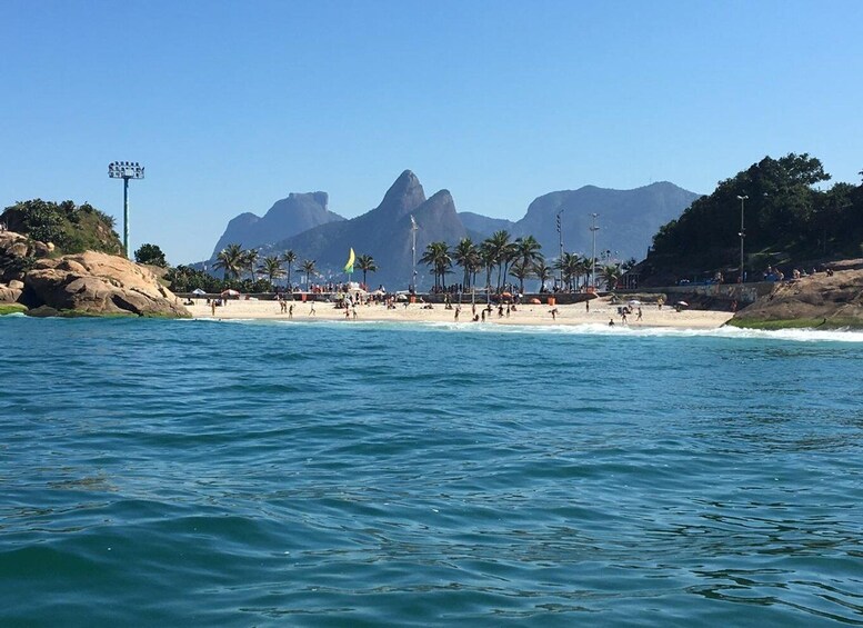 Picture 2 for Activity Rio de Janeiro: Speedboat Beach Tour with Beer