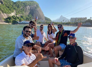 Rio de Janeiro: Speedboat Beach Tour with Beer