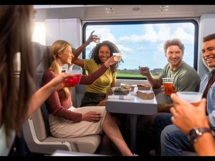 West Palm Beach High speed Train Tour with Boat Tour in Miami
