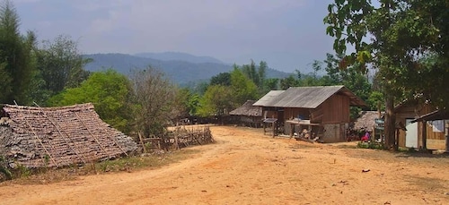 2 días y 1 noche: caminata ecológica al pueblo blanco de Pakayaw