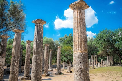 Small Group Tour of Ancient Olympia and Local Food Tasting