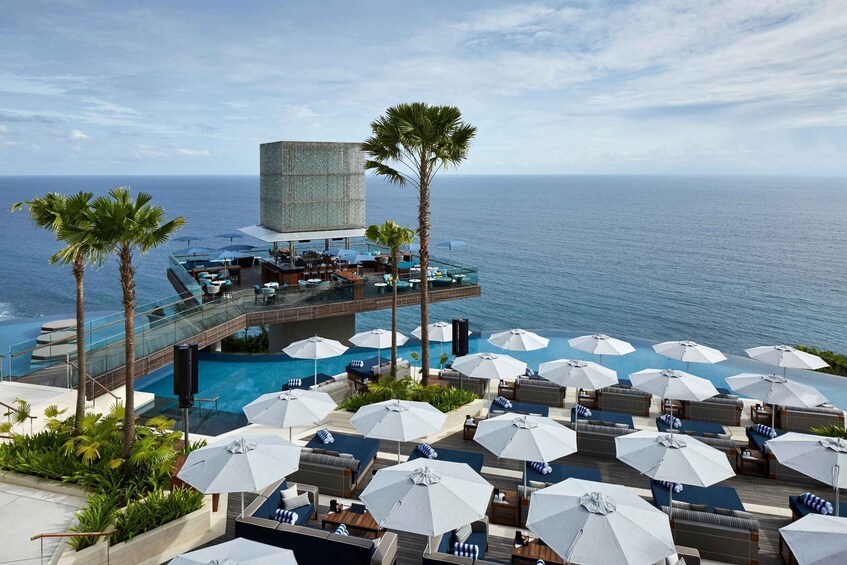 Picture 5 for Activity Uluwatu: Beach Club and Cliffside Private Bar Hopping Tour