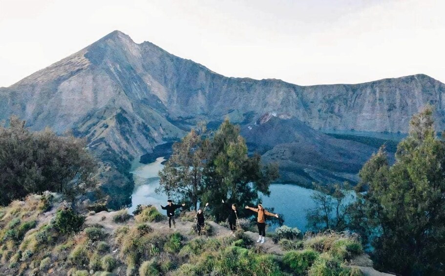 Picture 1 for Activity Mount rinjani 2 days 1 night hike to senaru crater rim 2626m