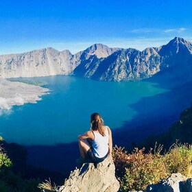 Caminata de 2 días y 1 noche por el monte Rinjani hasta el borde del cráter...