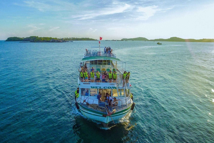 Picture 2 for Activity Phu Quoc: Cable Car Ride and 4 Islands Boat Tour with Lunch