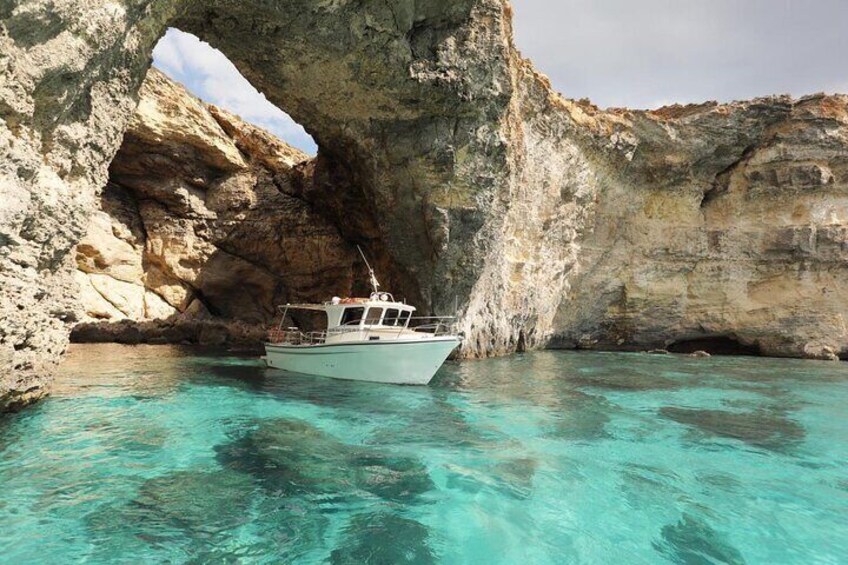 Malta: Private Boat Trip & Cruises Comino, Blue Lagoon, Gozo 