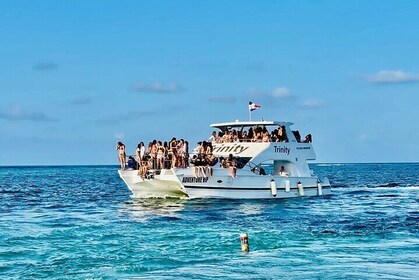 adult only Party Boat with Unlimited drinks, Snorkel & sand-bar