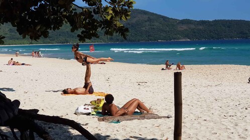 From Abraão, Ilha Grande: Lopes Mendes Beach Tour & Trekking