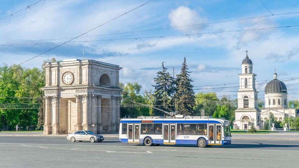 Picture 4 for Activity Chisinau Walking Tour with Local Guide