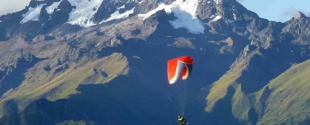 Picture 3 for Activity Cusco: Tandem Paragliding in The Sacred Valley of The Incas