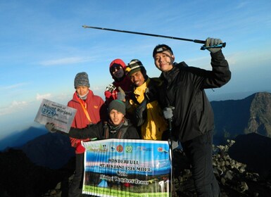 3D2N Trekking Mt. Rinjani zum Gipfel, See, heiße Quelle