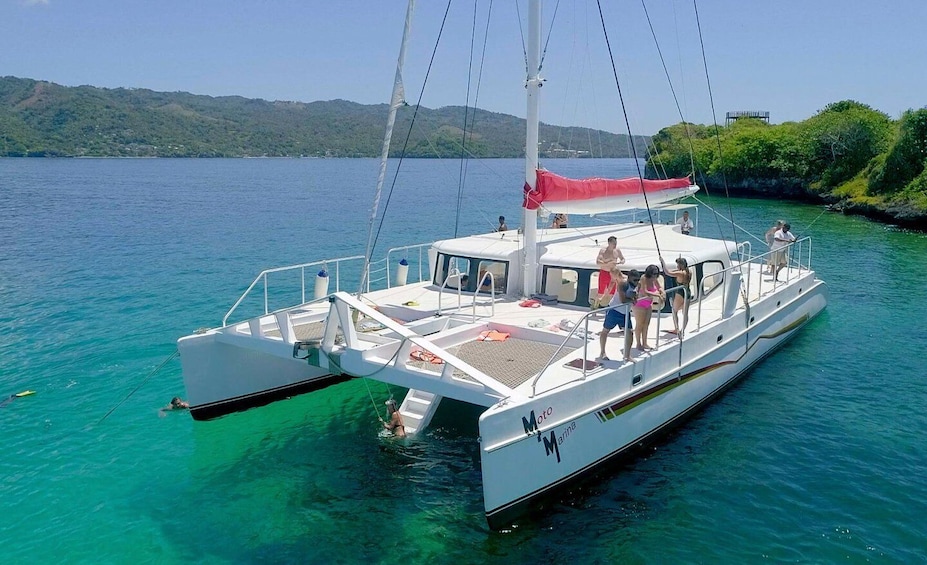 Picture 3 for Activity Samaná: Catamaran Boat Tour with Snorkeling and Lunch