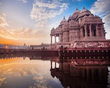 Neu Delhi: Akshardham-Tempel-Tour mit Wasser- und Lichtshow