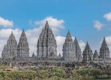 Yogyakarta: Prambanan: Tutustu piilotettuun temppeliin ja Prambananiin