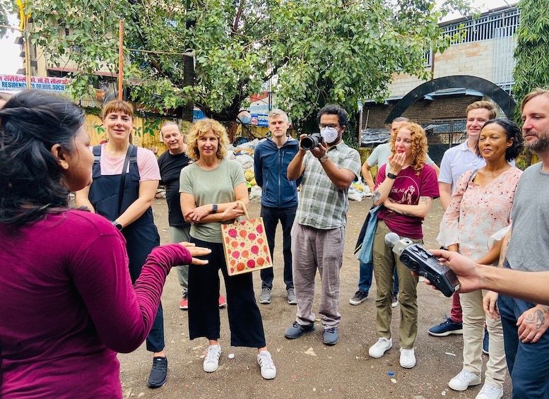 Mumbai: Dharavi Slum Walking Tour by First Female Tour Guide