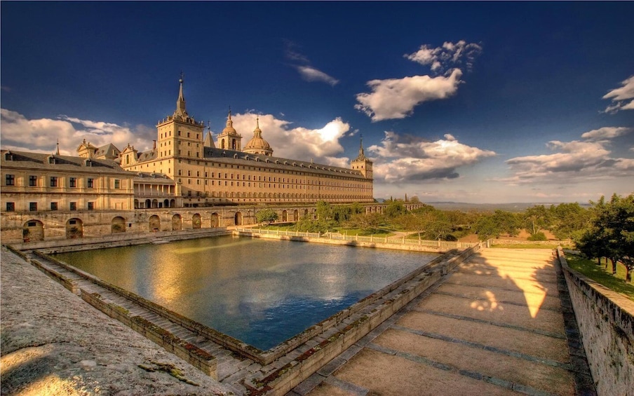 Private VIP visit El Escorial Palace, Monastery and Gardens