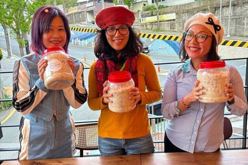 2 Hours Busan Makgeolli Korean Rice Wine Guided Activity