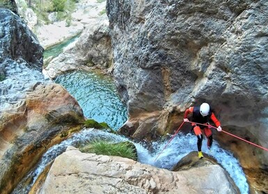 Von Granada aus: Rio Verde Canyoning Tour