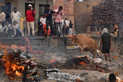 Manikarnika Ghat Tour ( Varanasi Cremation Tour)