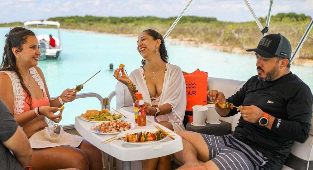 Laguna Grill: 4-hr Private Boat Tour with BBQ and Drinks