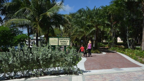 Fort Lauderdale: Audio Walking Tour of Las Olas Riverwalk