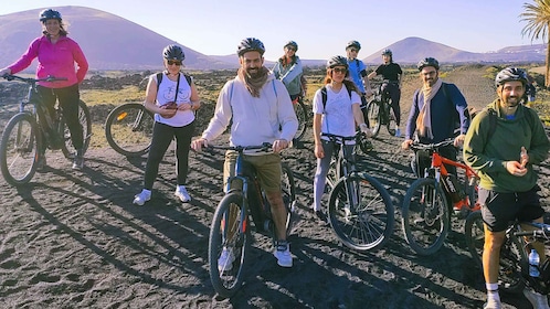 Costa Teguise: E-biketocht tussen de vulkanen op Lanzarote