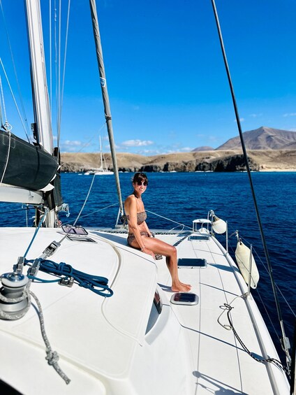 Picture 5 for Activity Luxury 4 hour private sailing to Papagayo Beaches