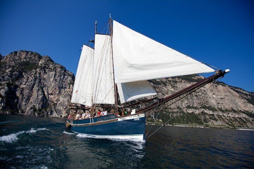 Romantic Cruise