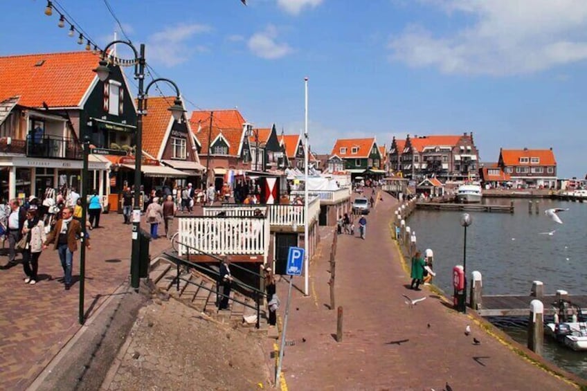 Volendam harbour