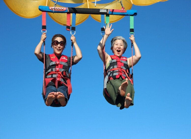 Kelowna: Okanagan Lake Parasailing