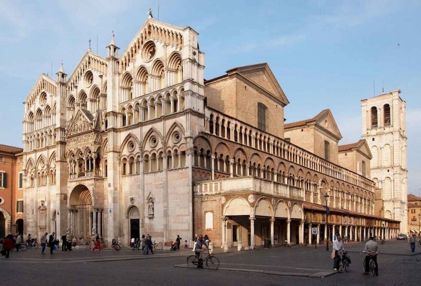 Picture 1 for Activity Ferrara: Guided City Highlights Walking Tour