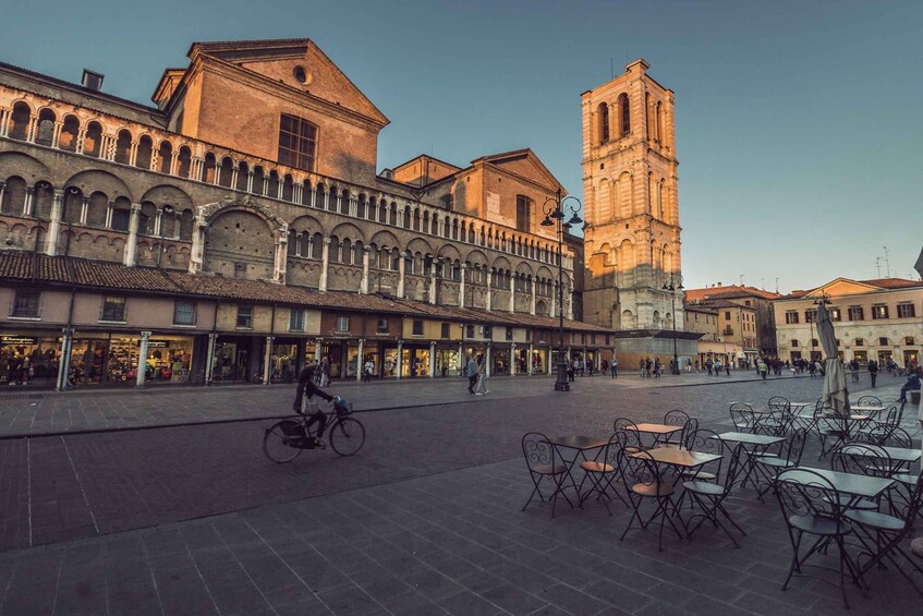 Picture 4 for Activity Ferrara: Guided City Highlights Walking Tour