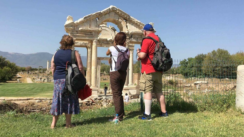 Picture 5 for Activity Aphrodisias&Pamukkale Tour with Lunch from Izmir&Kusadasi